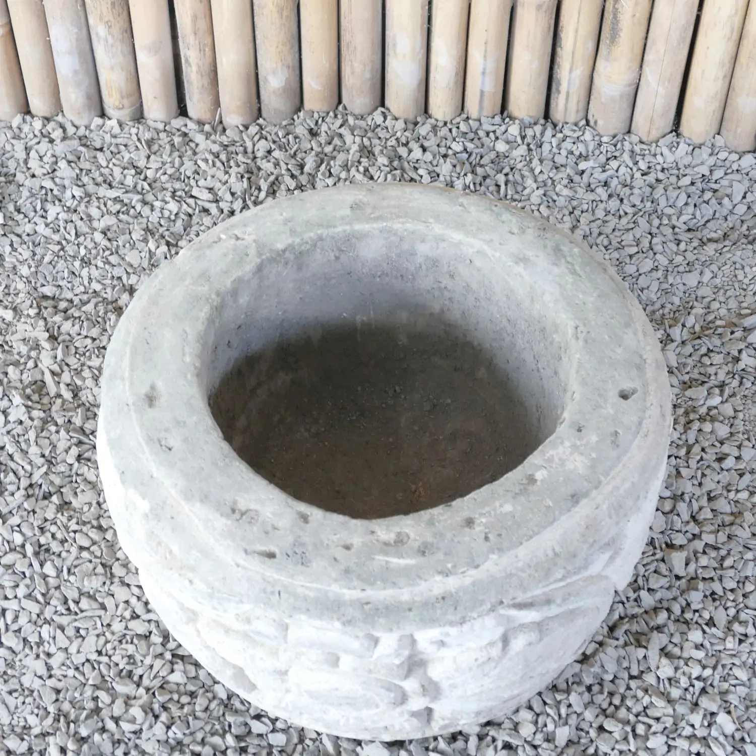  Product image 7 of the product “Balinese style flat round pot, with carving - 50cm Dia., 30 cm Height, Taro sand ”